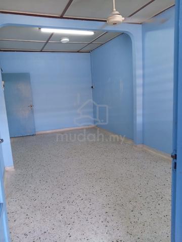 Single Storey terrace house RRM Semambu for sale. 1