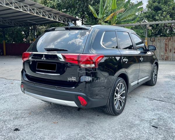 LOAN KEDAI 2016/2017 Mitsubishi OUTLANDER 2.4 AWD - 2