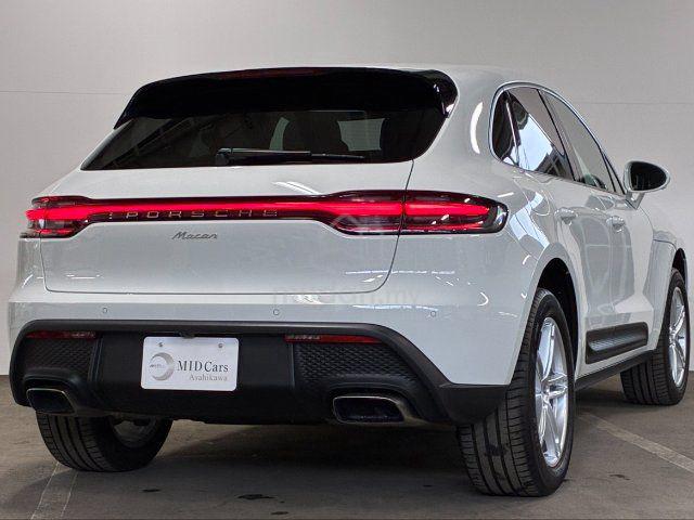 2022 Porsche MACAN 2.0 9K Mileage only - 1