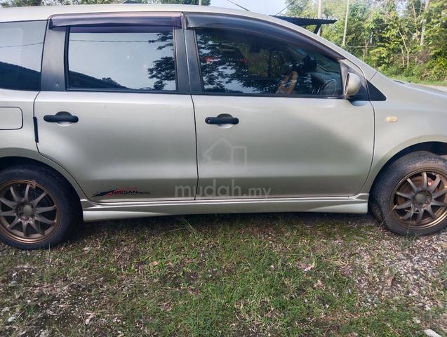 2010 Nissan GRAND LIVINA 1.6 CLASSIC/COMFORT (M) - 3