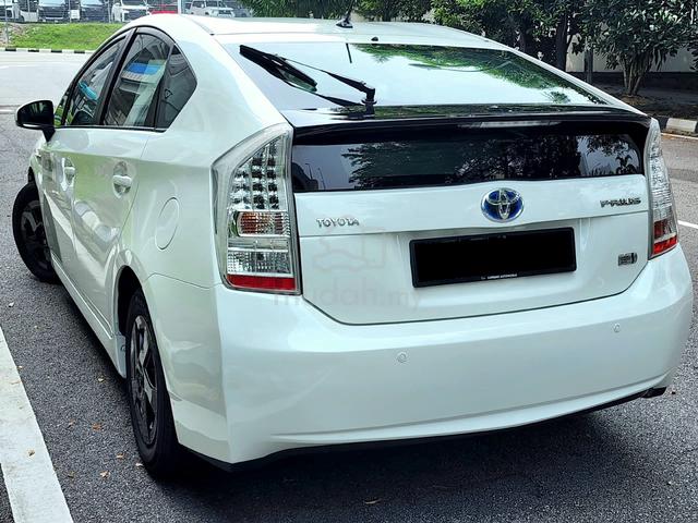 Toyota PRIUS 1.8 (HYBRID) 1 OWNER USED OFFER PRICE - 2