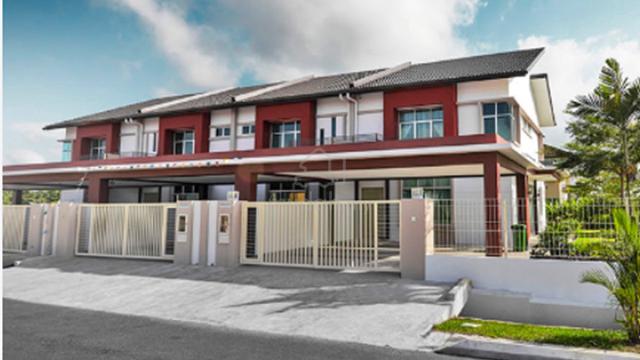 2 Storey Terrace House, Quince Ville, Southlake, Permyjaya, Miri 1