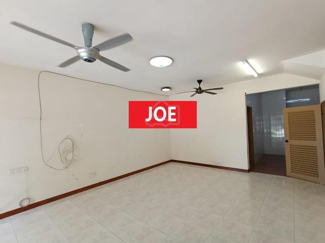 Sunway Tunas Jeliti 2 Storey Terrace at Batu Maung for Sale 3 car park 1