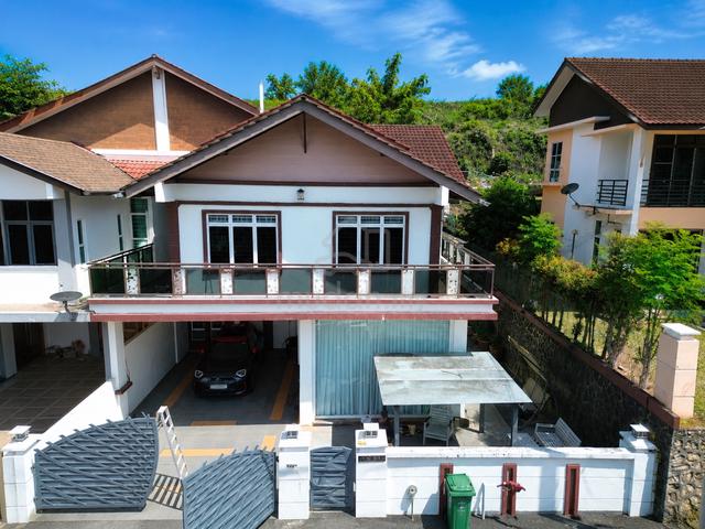 RENOVATED + EXTENDED ‼️ 2 Storey Semi-D Desa Camellia Sungai Me 1