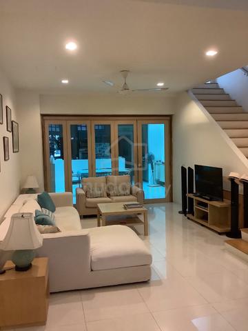 BEST LOCATION AT TOWN !! 2 Storey Terrace Pulau Tikus For Sale F.Reno 1