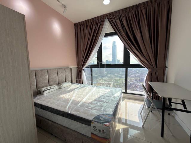Skyline Pudu - Middle Room with Big window TRX VIEW (High Floor Unit) 1