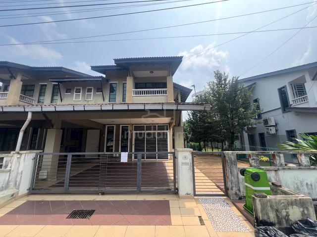 Semi D Dua Tingkat Taman Astana Permai ( cantik menarik) 1