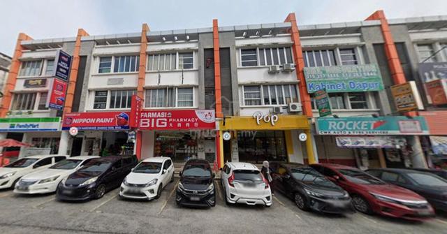 Hot Area ! Bangi Seri Putra @ Kajang Triple Storey Shoplot 1