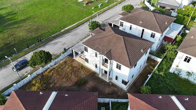 Banglo 2 Tingkat Taman Suria Firus Parit Buntar Perak 2