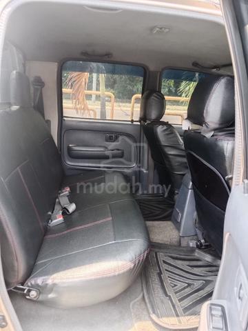 2003 Toyota HILUX 2.5 SR TURBO MY03 KDN165 (M) - 5