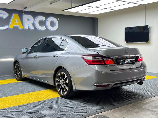 2017 Honda ACCORD 2.4 VTi-L FACELIFT (A) - 4