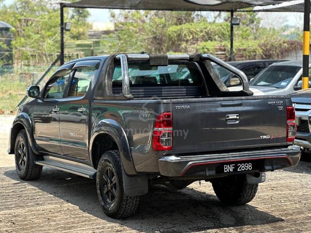 2015 Toyota HILUX 2.5 G TRD SPORTIVO (A) - 2