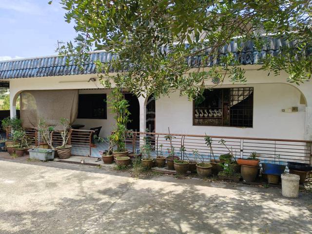 Bemban, Melaka · Fully Furnished Bungalow For Sale 1