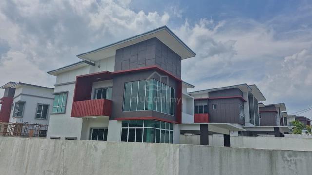 FOR SALE: Double-Storey Bungalow Near Taman Rimba Emas, Mentakab, Phg 1