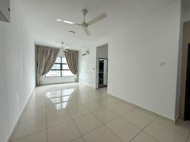 Aura Residence 1