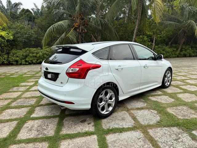 2013 FORD FOCUS SPORT Auto - 2
