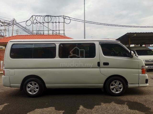 Nissan urvan E25. dia - 1