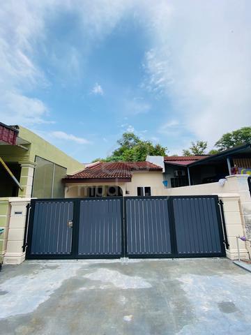 rumah teres taman pelangi sikamat 1