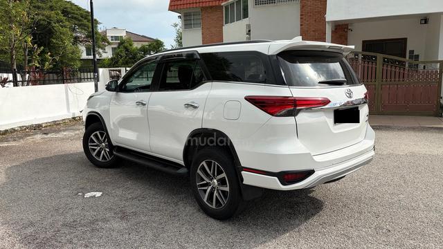2017 Toyota FORTUNER 2.7 SRZ 4X4 2TR-FE (A) - 3