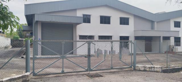 [MURAH]Semi-D Duplex Factory Kawasan Perindustrian Masjid Tanah Melaka 1