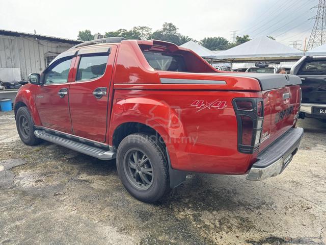 2015 Isuzu D-MAX 3.0 (A) Dmax Tayar Baru Full Loan - 2