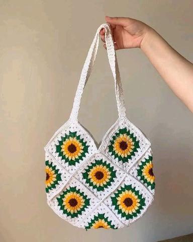beautiful handmade shoulder bag  - photo 5 of 6