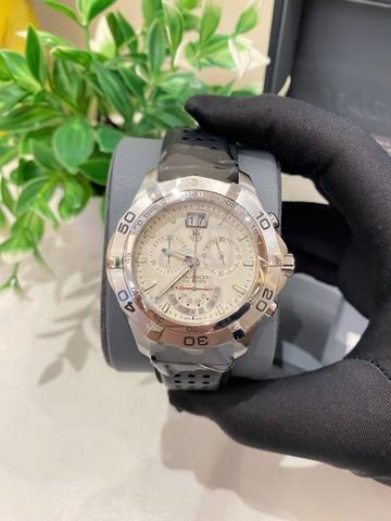 Carousel Image Selected