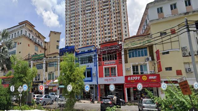 Jelutong Shop Lot for Rent 1
