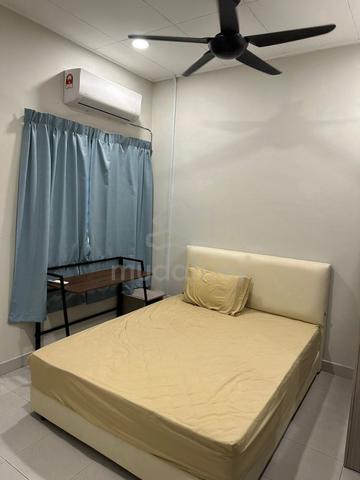 S2 Garden City Home Medium Room for rent 1