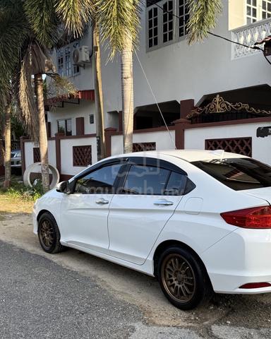 2015 Honda CITY 1.5 V (A) Direct owner Terengganu - 2