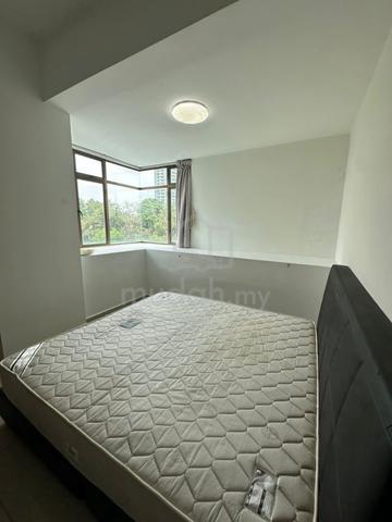 D'Rich Executive Suites 1