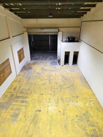 Bukit Kemuning Seksyen 34 Shah Alam 1.5 Storey Link Factory 24x100 CF 1