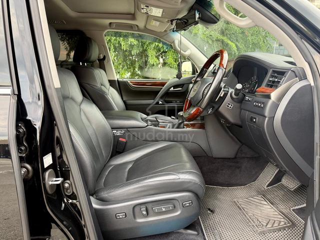 2017/2022 Lexus LX570 5.7 (A) - 5
