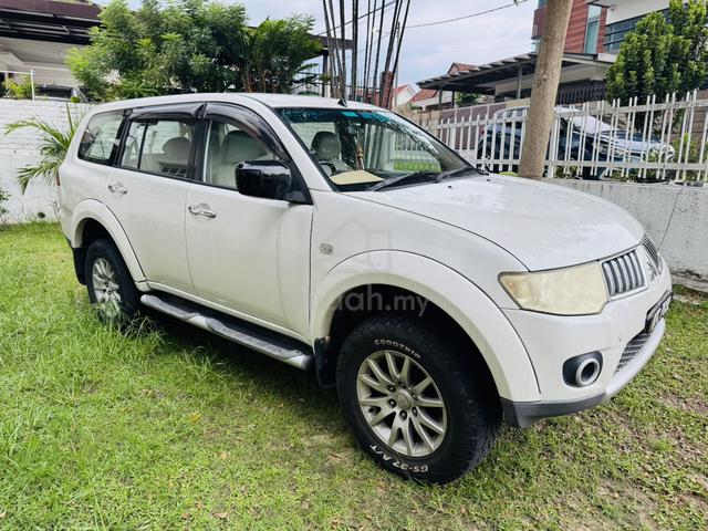 Mitsubishi PAJERO SPORT 2.5 4x4 4WD - 1