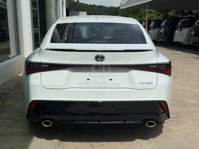 2023 Lexus IS300 2.0 F-SPORT 4,200KM JACPOT UNIT - 4