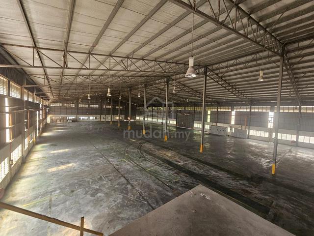 Bukit beruntung rawang , nice factory / warehouse 1