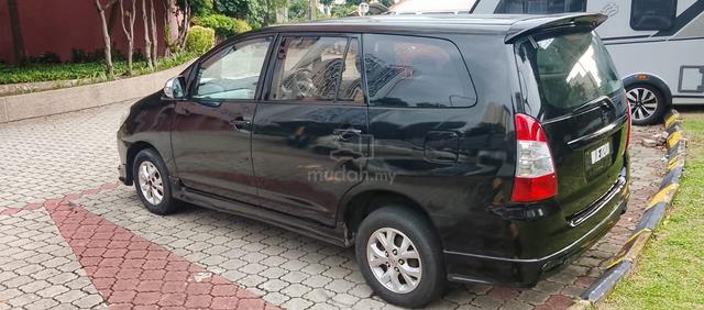 2010 Toyota INNOVA 2.0 E - 3