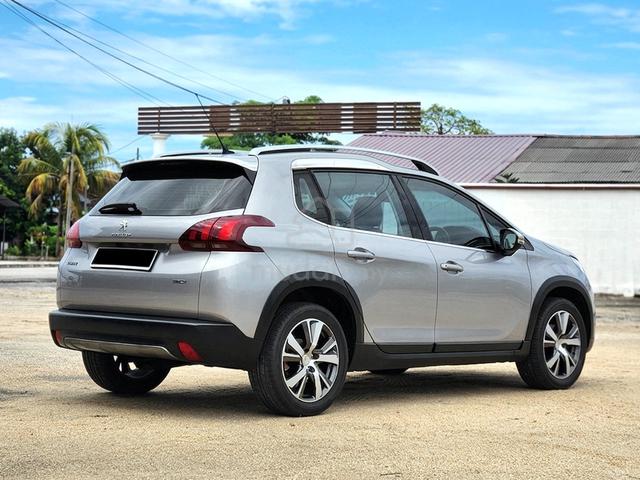 2017 Peugeot 2008 1.2 PURETECH (A) 3 THN WARRANTY - 4