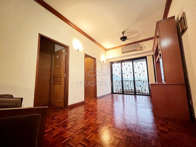 Sri York 1