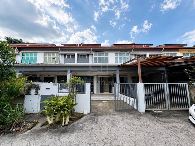 Freehold Terrace House Lorong Dato Dagang, Taman Sentosa, Klang 1