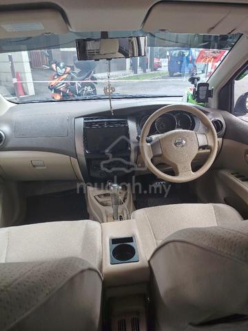 2011 Nissan GRAND LIVINA 1.6 IMPUL (A) - 3