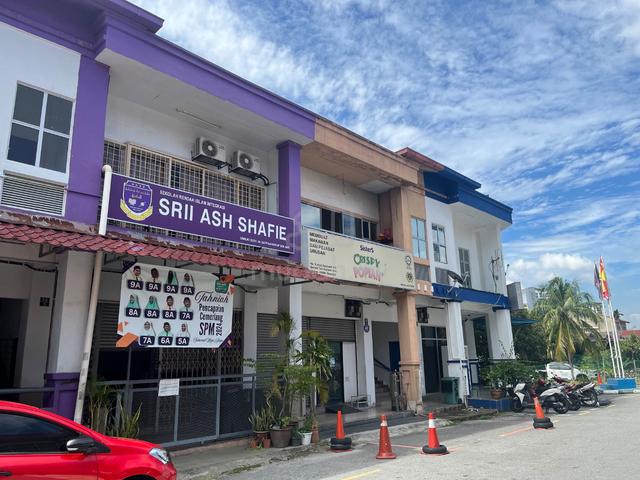 Bandar Tun Hussein Onn 1