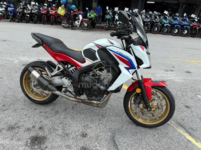 2015 Honda CB650F CB650 4 Cylinder Revoc Full Syst - photo 2 of 8