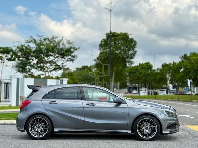 -2014/19- Mercedes Benz A180 AMG 1.6 (A) FULL LON - 2