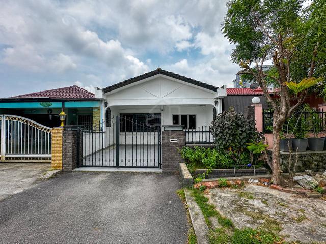 EXTENDED UNIT😀Single Storey Terrace House Kelana Jaya 1