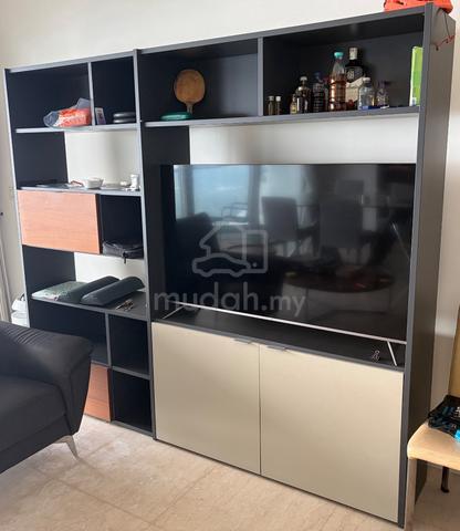 cabinet display and storage - adjustable - photo 2 of 2