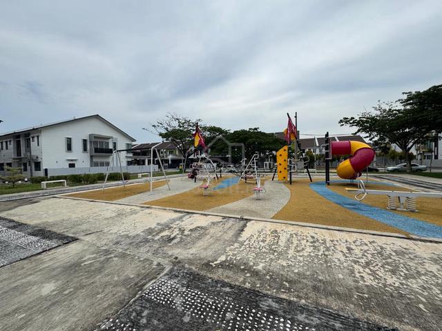 Face Padang Freehold Taman Satu Krubong 1