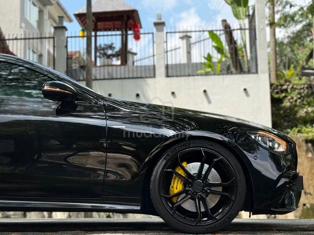 Mercedes Benz E300 2.0 AMG/PANORAMIC ROOF/P.BOOT - 5