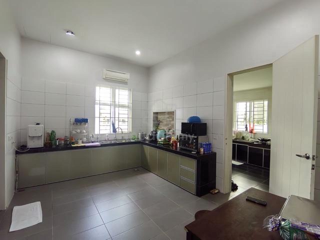(CORNER BIG LAND) 2 Sty Taman Satu One Krubong , Paya Rumput Perdana 1