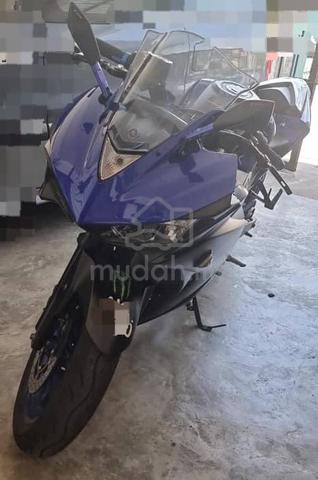 Yamaha R25 - Motorcycles for sale in Kuching, Sarawak